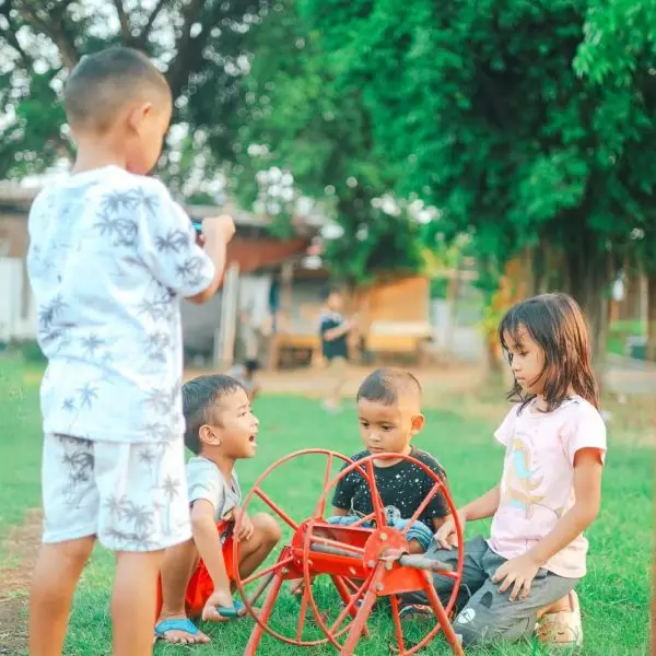 ASHOI: Jalan Ibadah Menuju Generasi Qur’ani yang Cerdas dan Mandiri